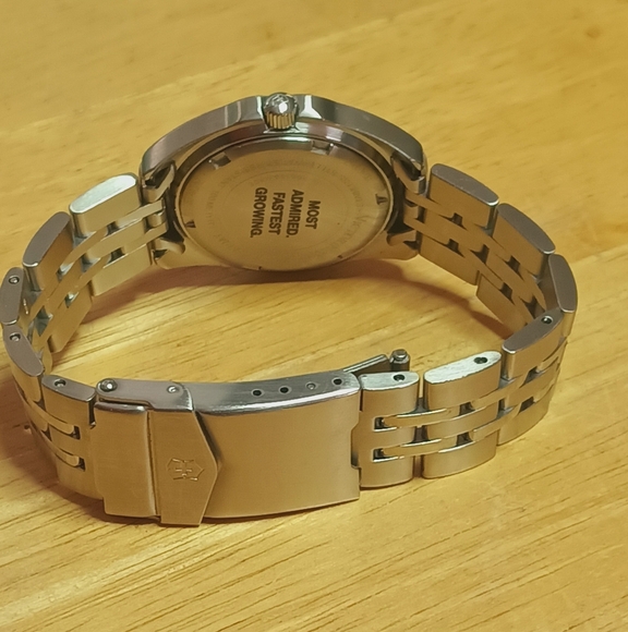 Victorinox Swiss Army Red and Silver Watch Three-hand Movement, Date - Picture 8 of 12